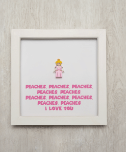 Princess-Peach-Minifigure-Frame